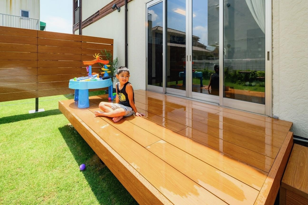 ウッドデッキにつけることができる日除けの種類