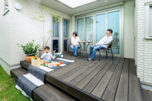 ウッドデッキのメンテナンスはどこまで必要？後悔しない選び方