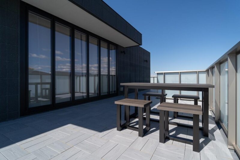 ウッドデッキのメンテナンス費用はどれくらいかかる？