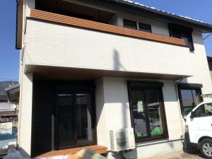 20200317-IMG_1229　彩木バルコニー手摺　ATE04の施工例