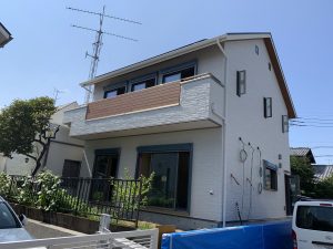 20210728-IMG_2354 彩木バルコニー手摺 AYMB08の施工例